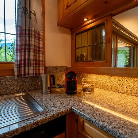 Exclusive Glacier View 1-4 Pers *